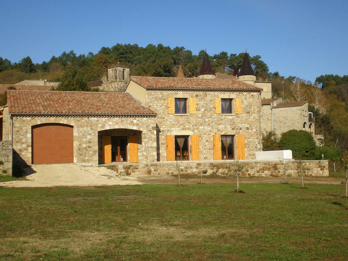 Location de gites Les Sources Chambonas/Les Vans Chambre photo