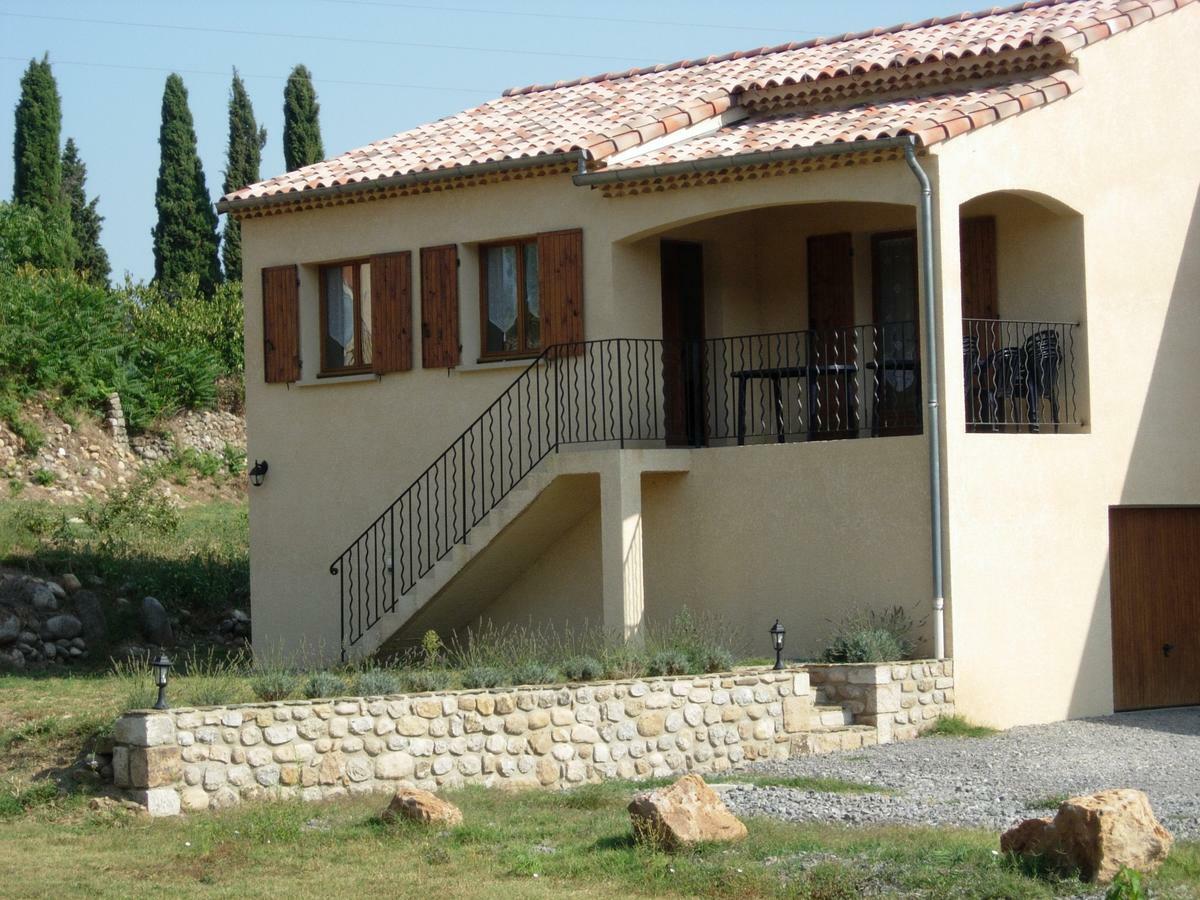 Location de gites Les Sources Chambonas/Les Vans Chambre photo