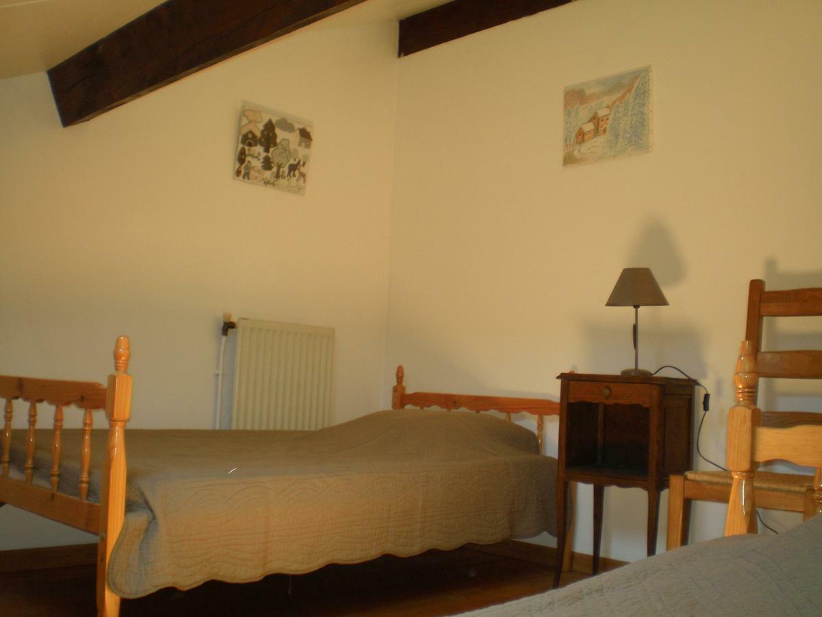Location de gites Les Sources Chambonas/Les Vans Chambre photo